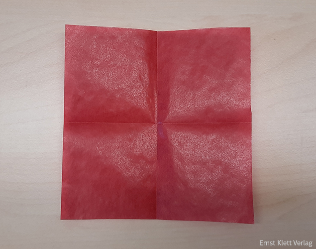 Grundschul-Blog-Grundschuljahr-Winter-Basteln-Fensterstern-Anleitung-Schritt-3 Bastelanleitung Fensterstern Schritt 3