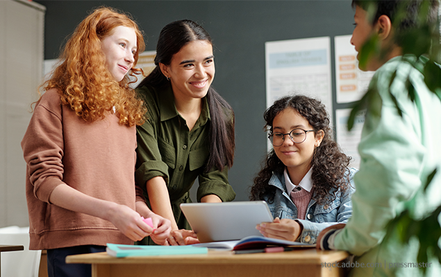 Kinder, Präsentation, Besprechung, Klassenraum