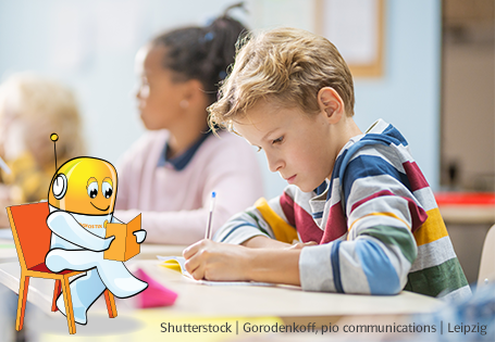 Diagnostix mit einem schreibenden Schüler